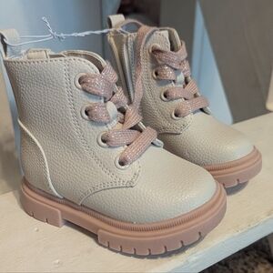 NEW Toddler Girls Amaya Zipper Lace-Up Combat Boots Ivory - Cat & Jack - SIZE 5